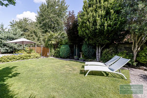 Photo 4- click for photo gallery